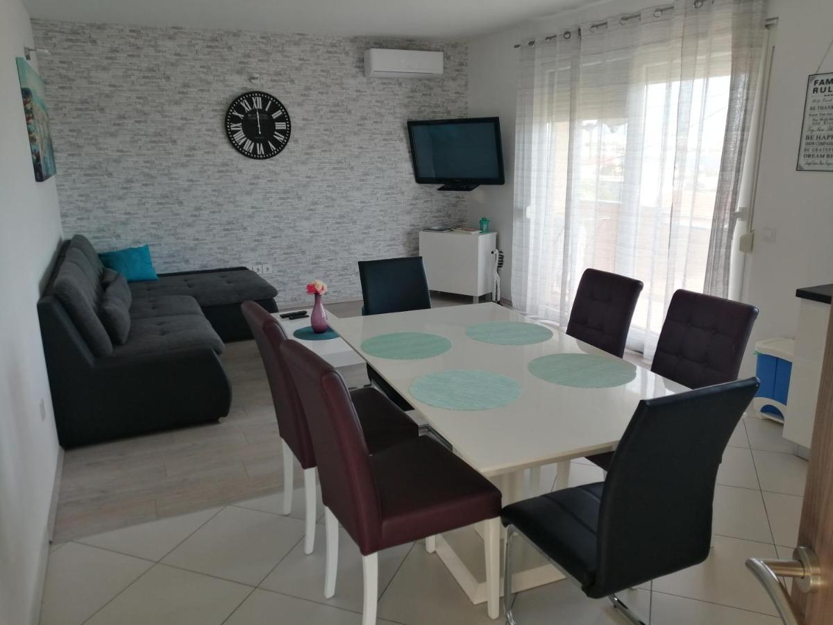 Apartamento Lana I Natali Kaštela Exterior foto