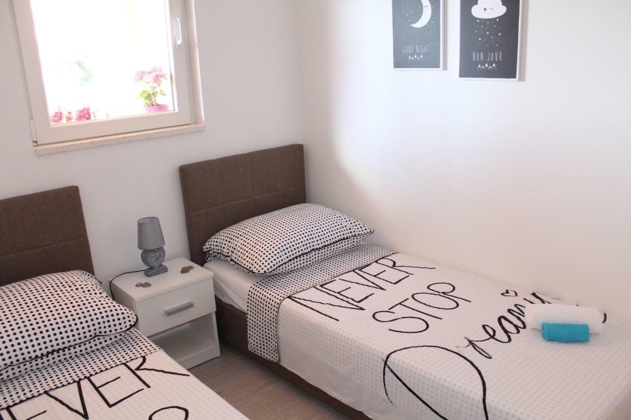 Apartamento Lana I Natali Kaštela Exterior foto